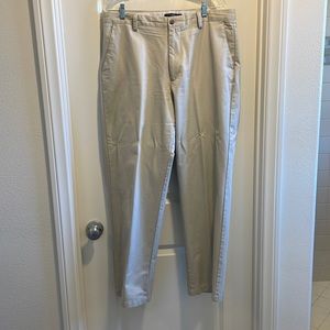 Dockers D3 khakis size 36x32